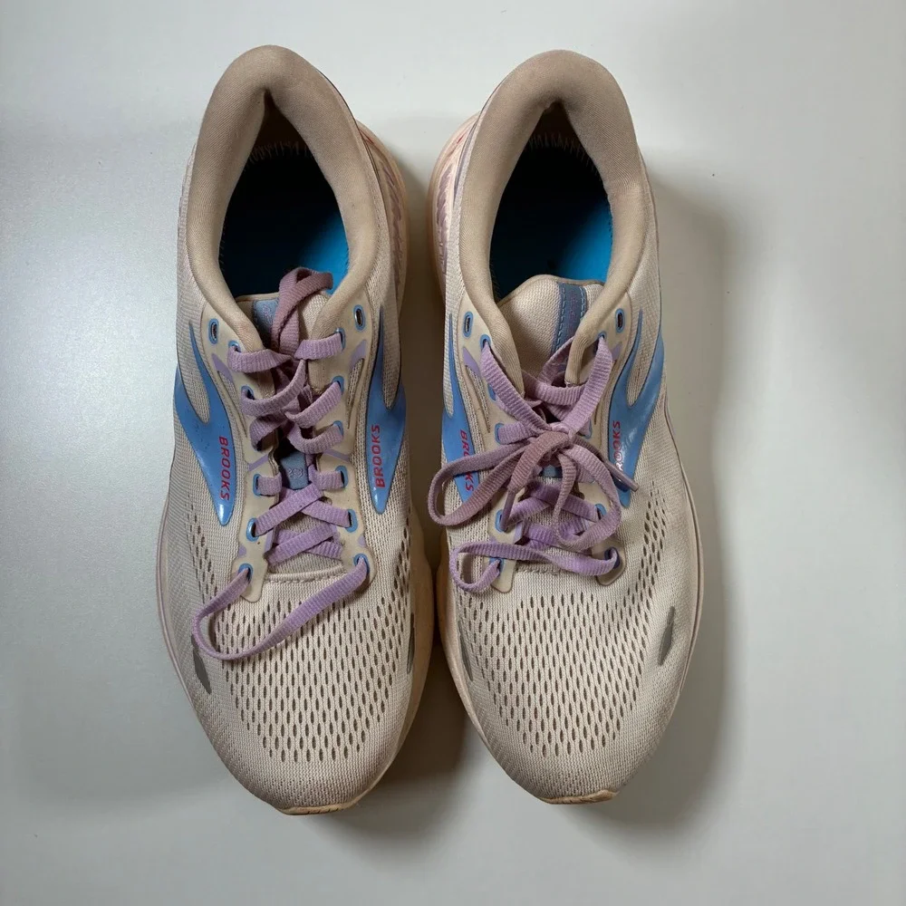 Brooks Adrenaline GTS 23 Shoes Womens 10.5 Beige Blue Purple Running Sneakers